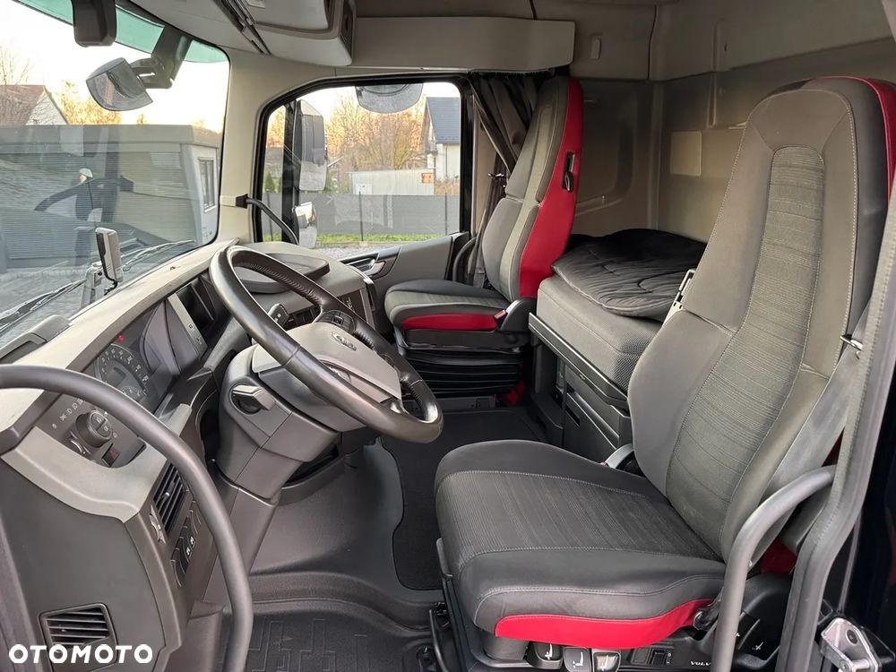 Volvo FH 500 / ACC /  KLIMA POSTOJOWA /RETARDER / NAVIGACJA / Z NIEMIEC - 29