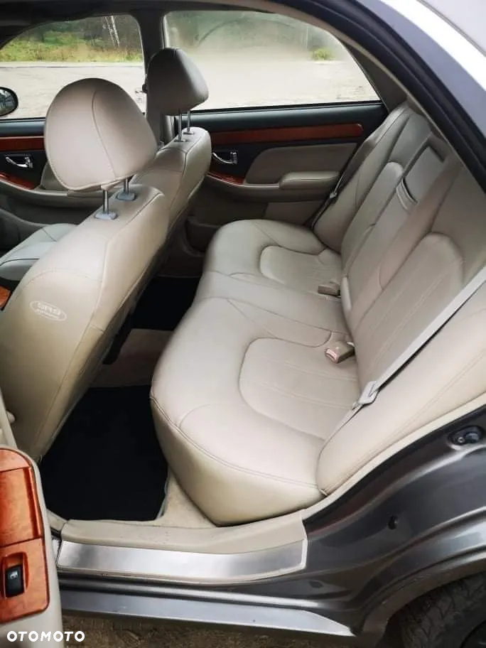 Hyundai XG 30 3.0 - 9