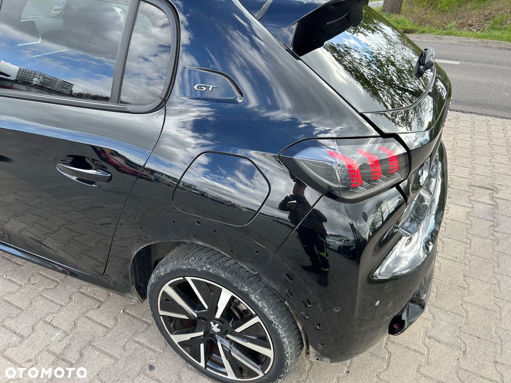 Peugeot 208 PureTech 100 EAT8 GT - 24