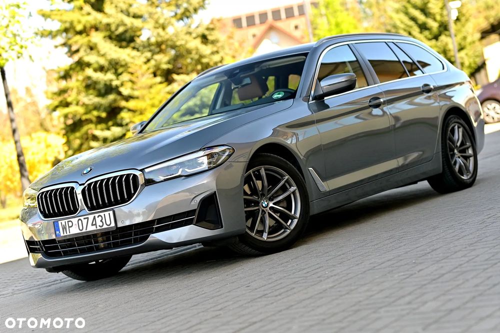 BMW Seria 5 520i - 5