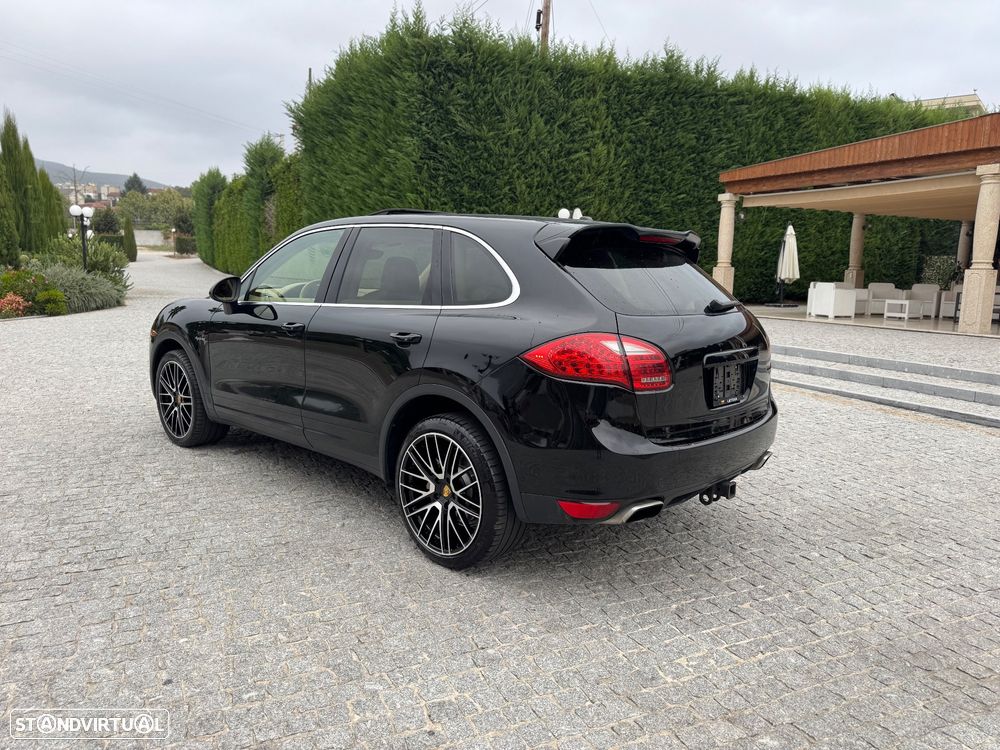 Porsche Cayenne S - 6