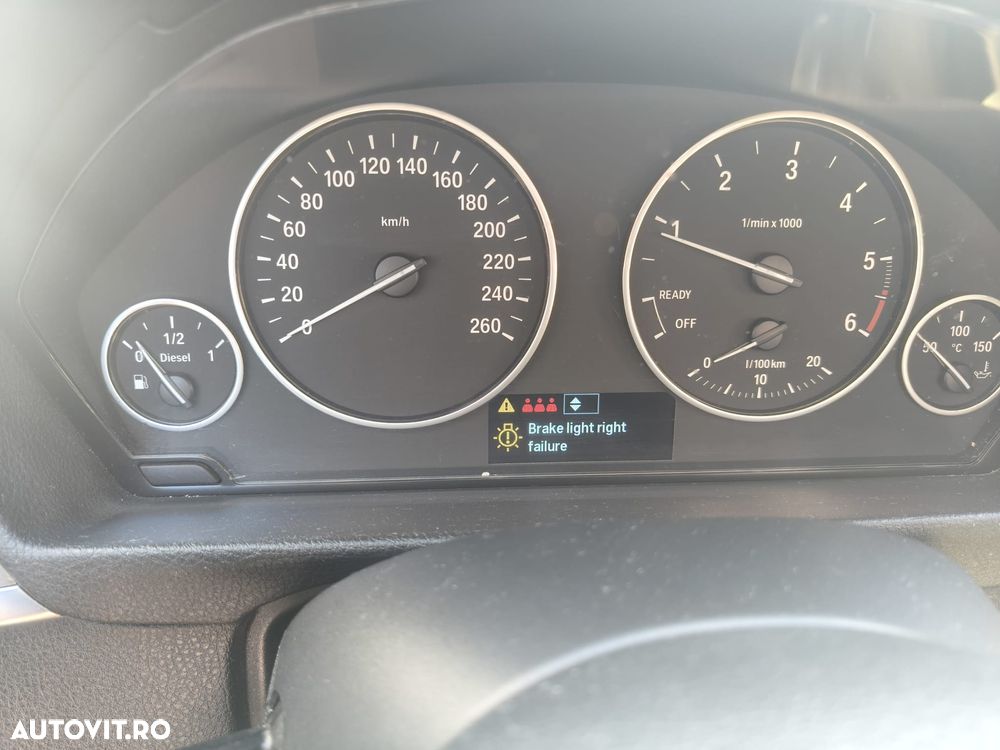 BMW Seria 3 318d Sport Line - 6