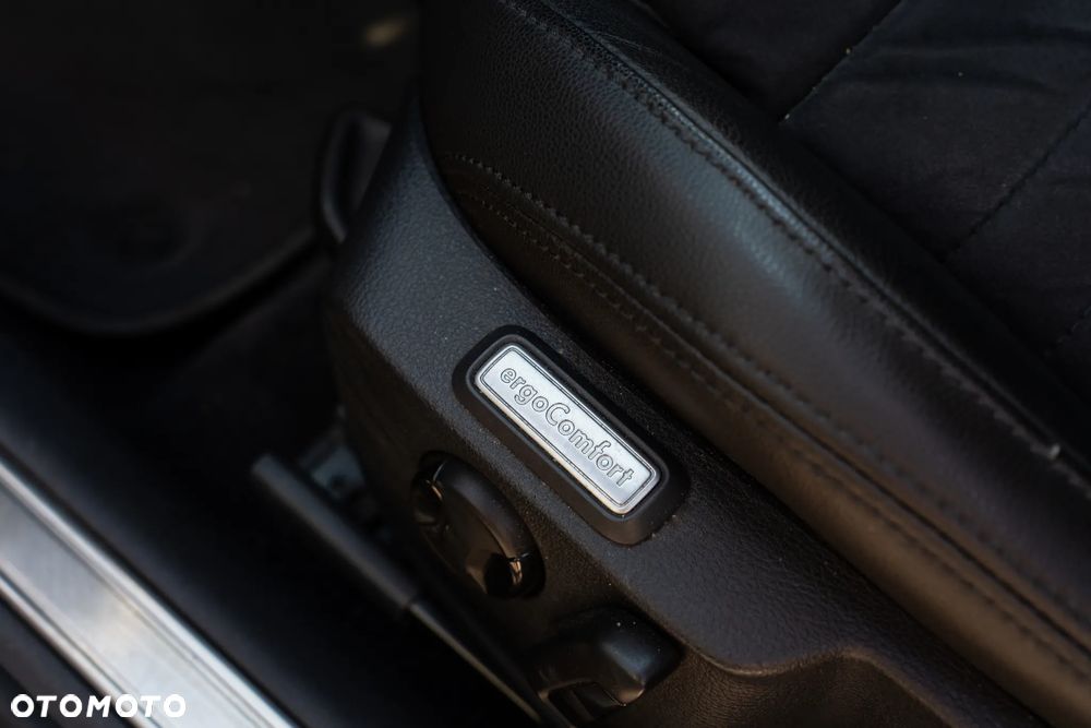 Volkswagen Passat 2.0 TDI BMT Highline DSG - 9