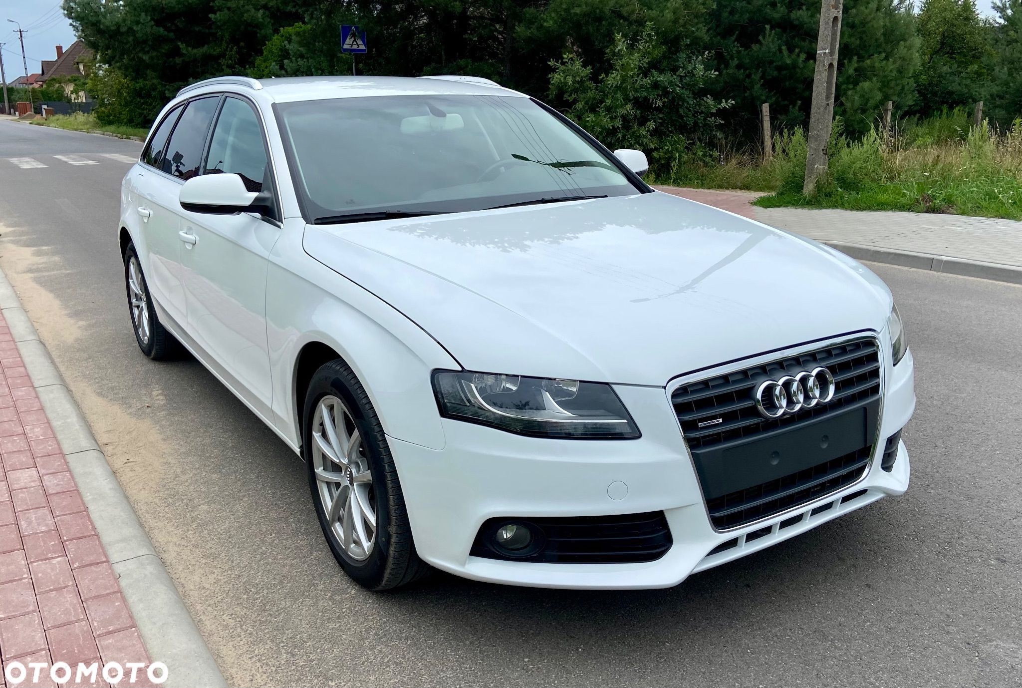 Audi A4 2.0 TDI DPF quattro Attraction - 1