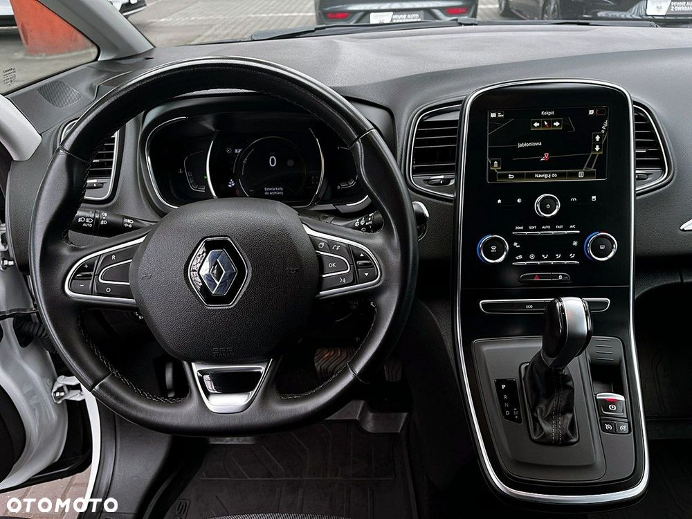 Renault Grand Scenic - 18