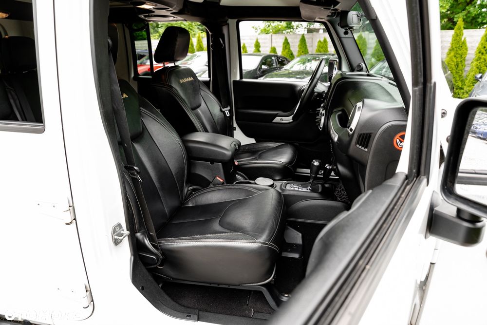 Jeep Wrangler Unlimited 3.6 Automatik Sahara - 24
