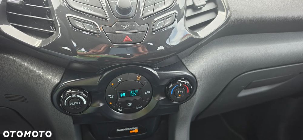Ford EcoSport 1.0 EcoBoost TITANIUM - 11