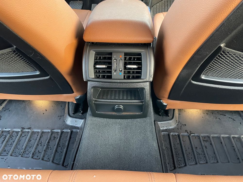 BMW X4 xDrive20d xLine - 14