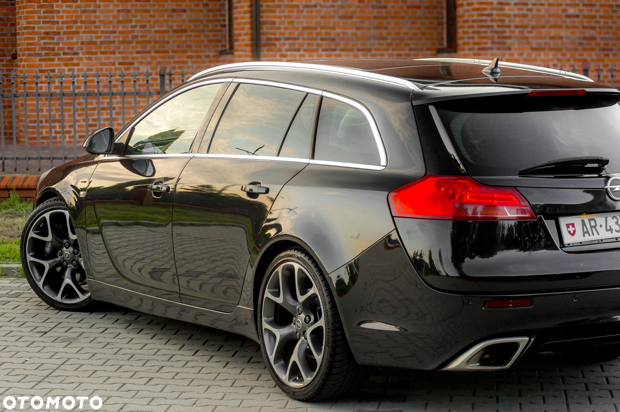 Opel Insignia 2.8 T V6 OPC - 10