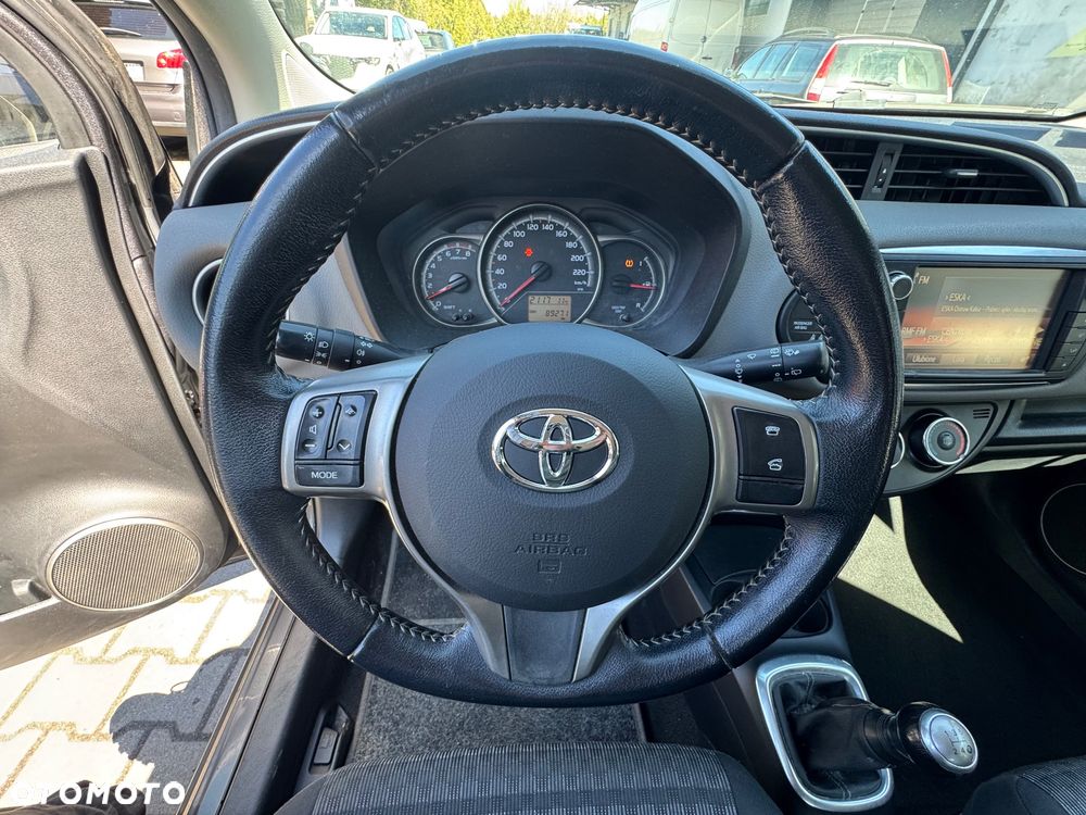Toyota Yaris - 17