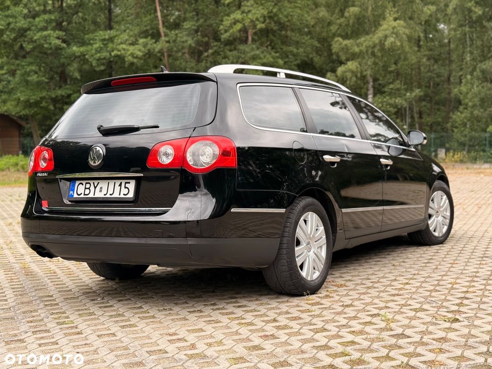 Volkswagen Passat 2.0 TDI DPF Sportline DSG - 5