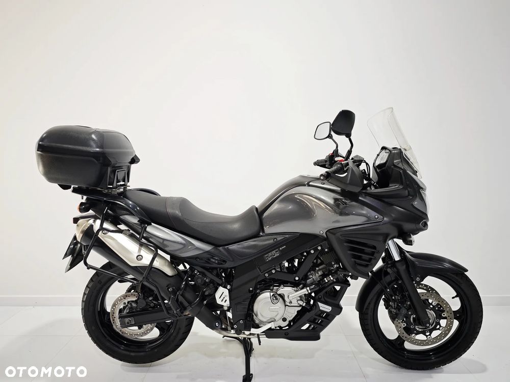 Suzuki V-STROM - 1