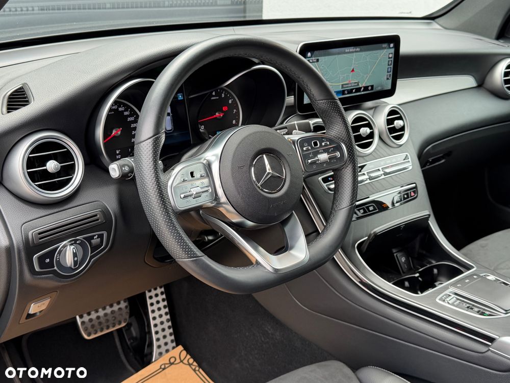 Mercedes-Benz GLC 200 4Matic 9G-TRONIC AMG Line - 7