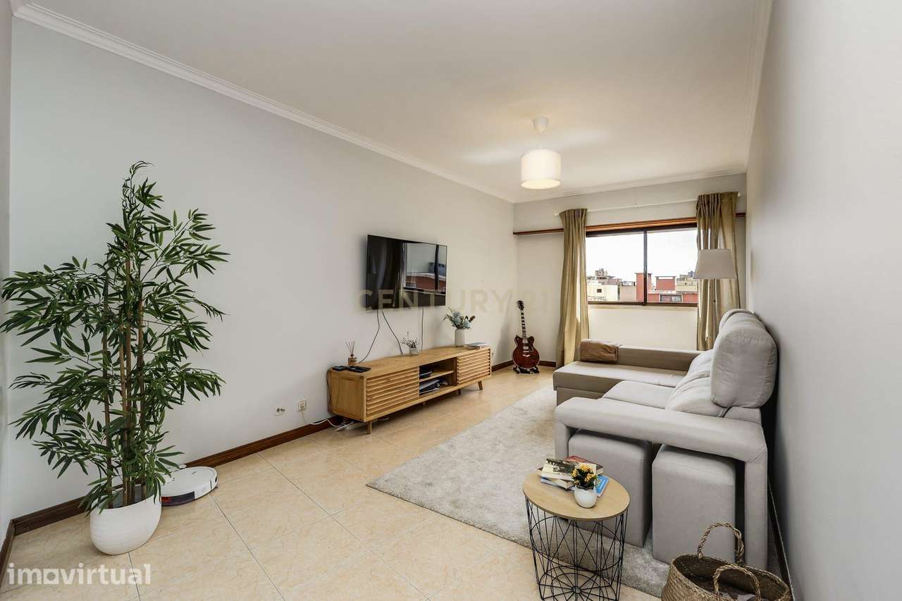 Apartamento T2 em Massamá, Sintra - Oportunidade Única! - Grande imagem: 2/23