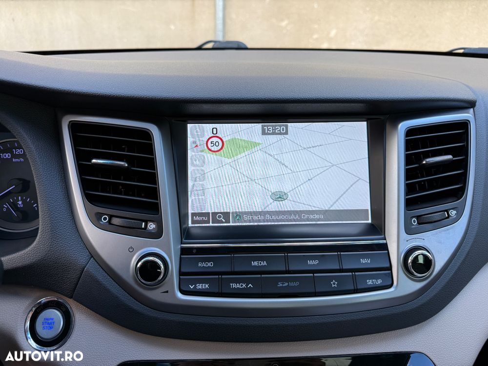 Hyundai Tucson blue 1.7 CRDi 2WD DCT Premium - 16