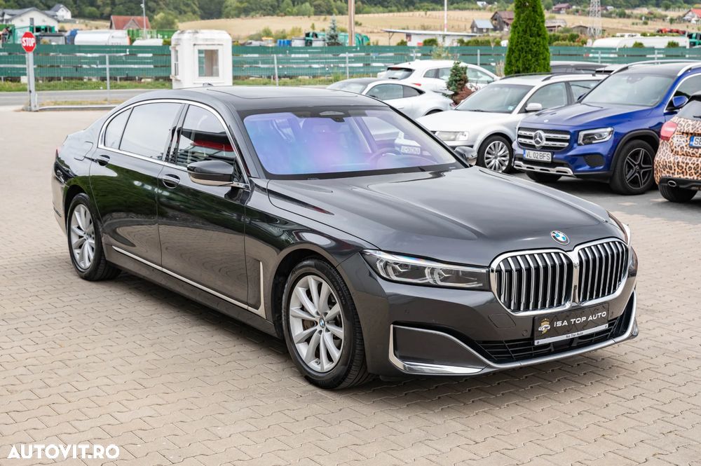 BMW Seria 7 745Le - 38