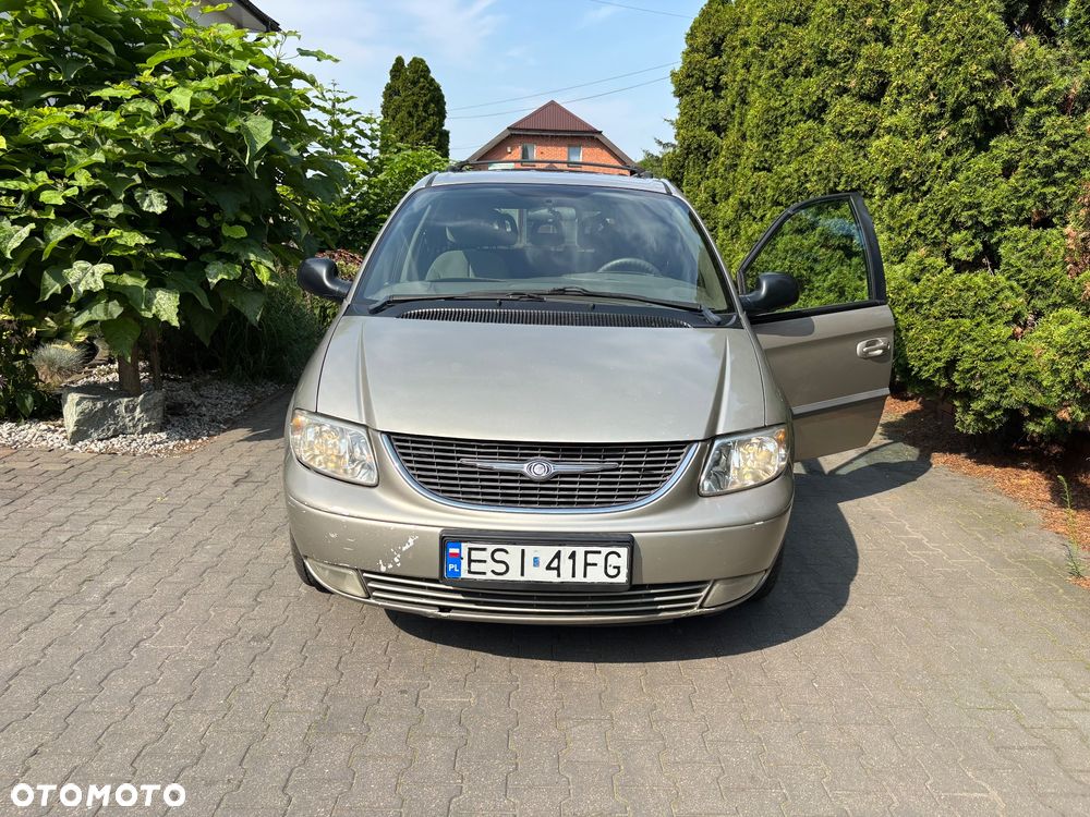 Chrysler Grand Voyager - 34