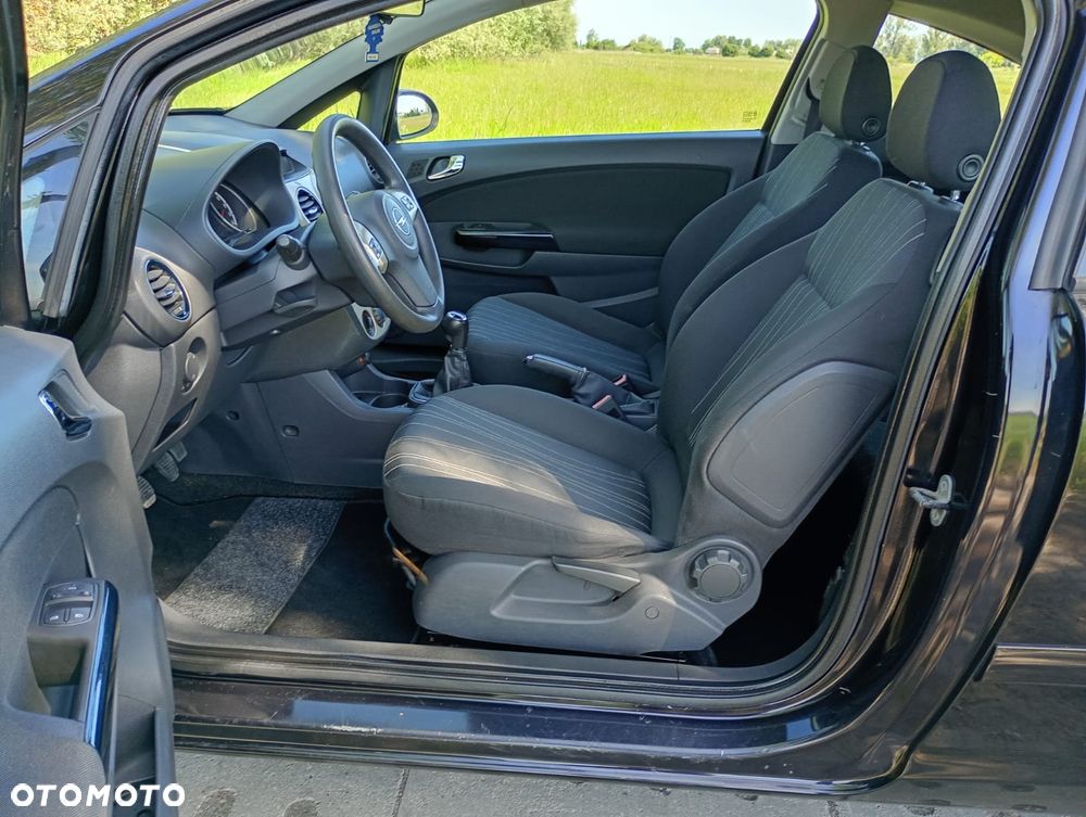Opel Corsa - 12