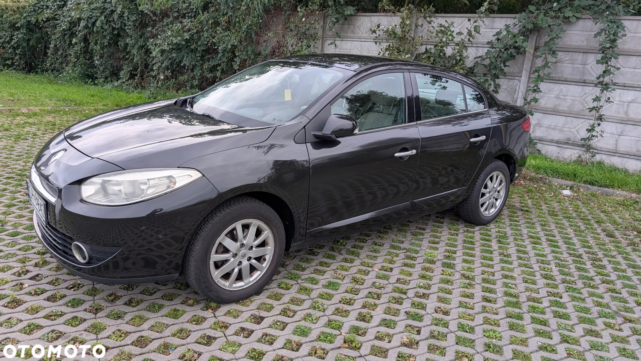Renault Fluence 1.6 16V Expression - 10