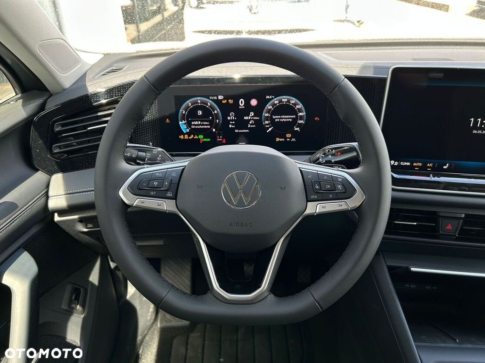 Volkswagen Tiguan - 14