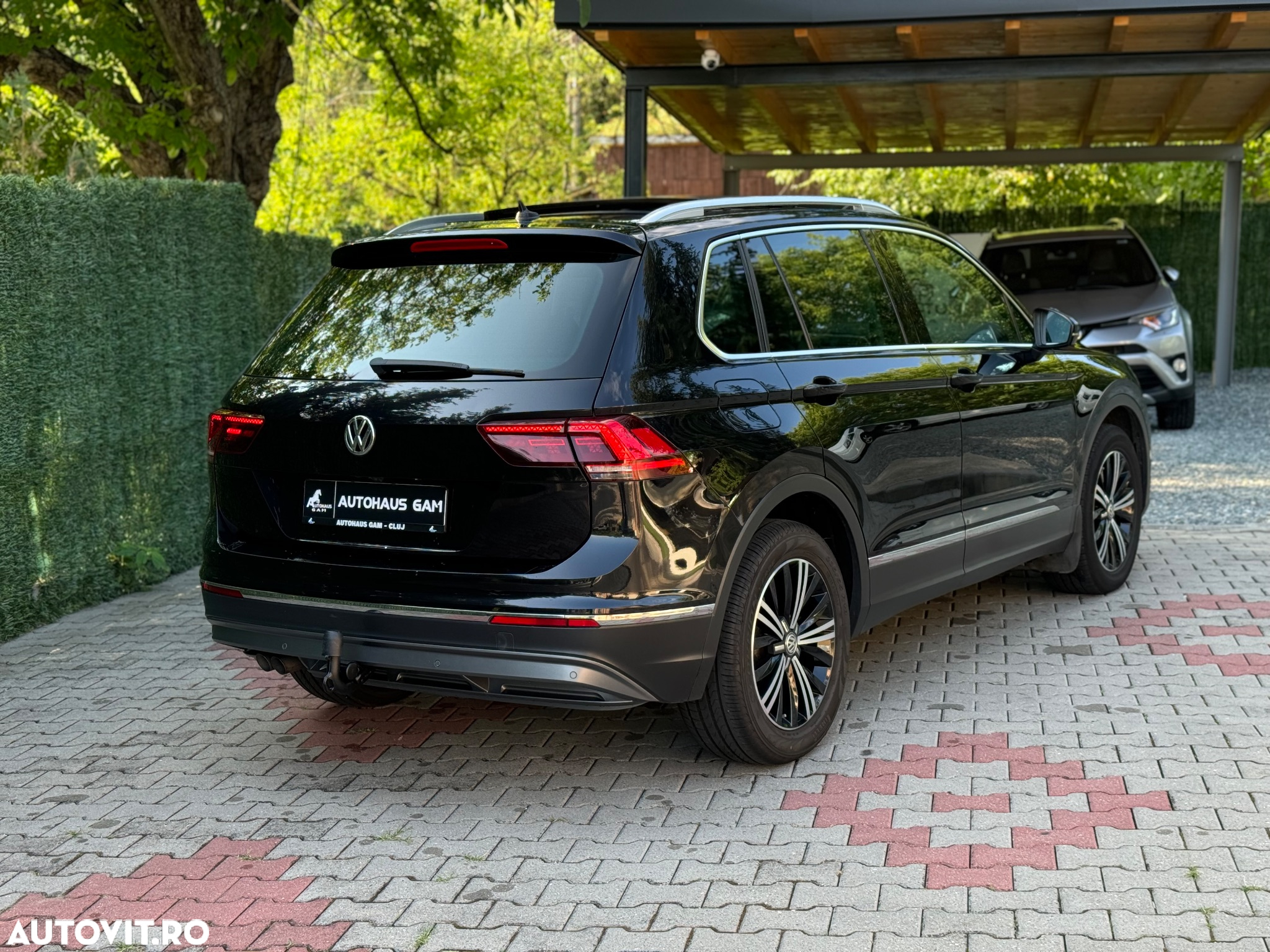 Volkswagen Tiguan 2.0 TDI DSG 4Mot Highline - 4