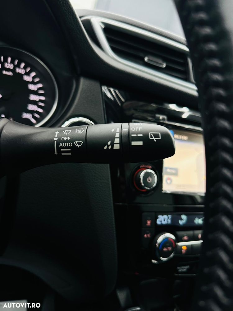 Nissan Qashqai 1.2 DIG-T N-Vision - 28