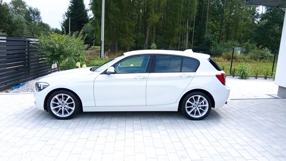 BMW Seria 1 114i - 4