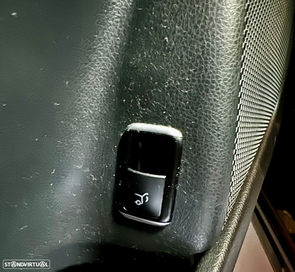 Mercedes-Benz GLA 200 d AMG Line - 40