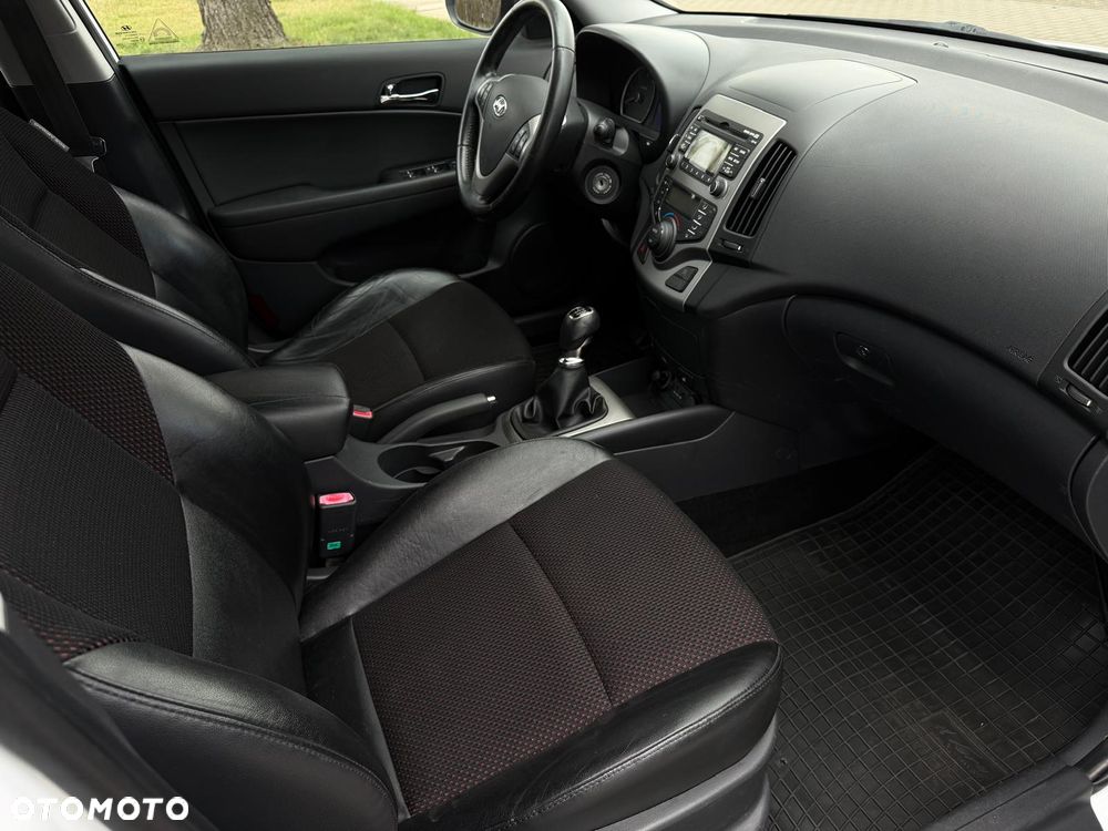 Hyundai i30 i30cw 1.6 CRDi Edition Plus - 18