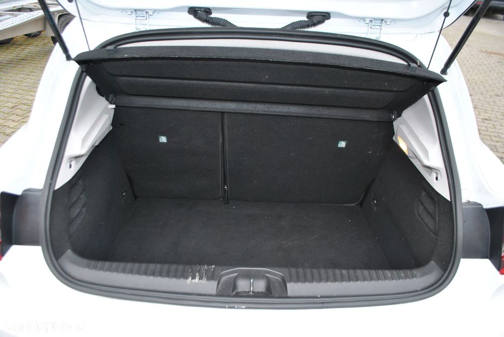 Renault Clio E-TECH 140 ZEN - 12