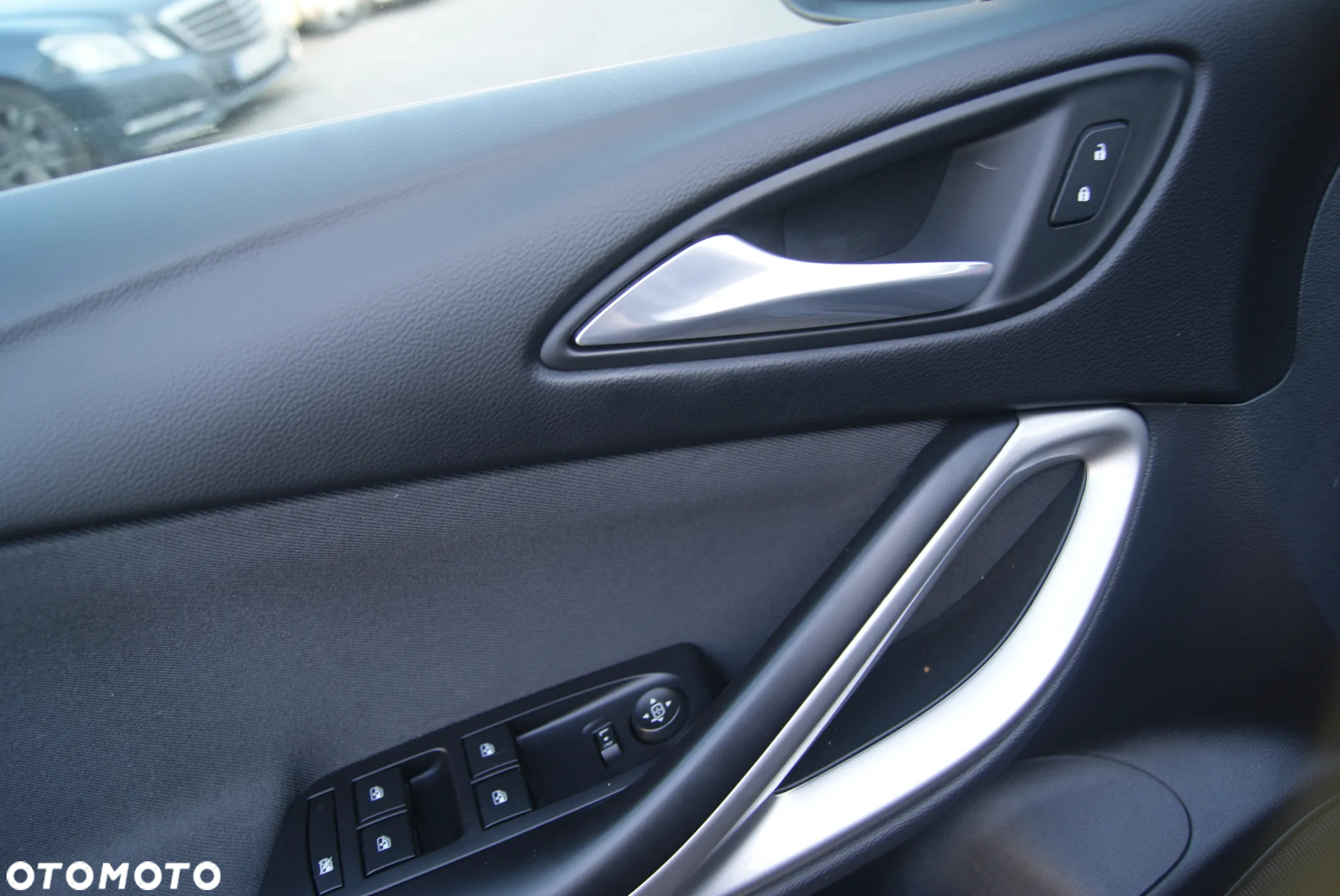 Opel Astra V 1.2 T GS Line S&S - 26