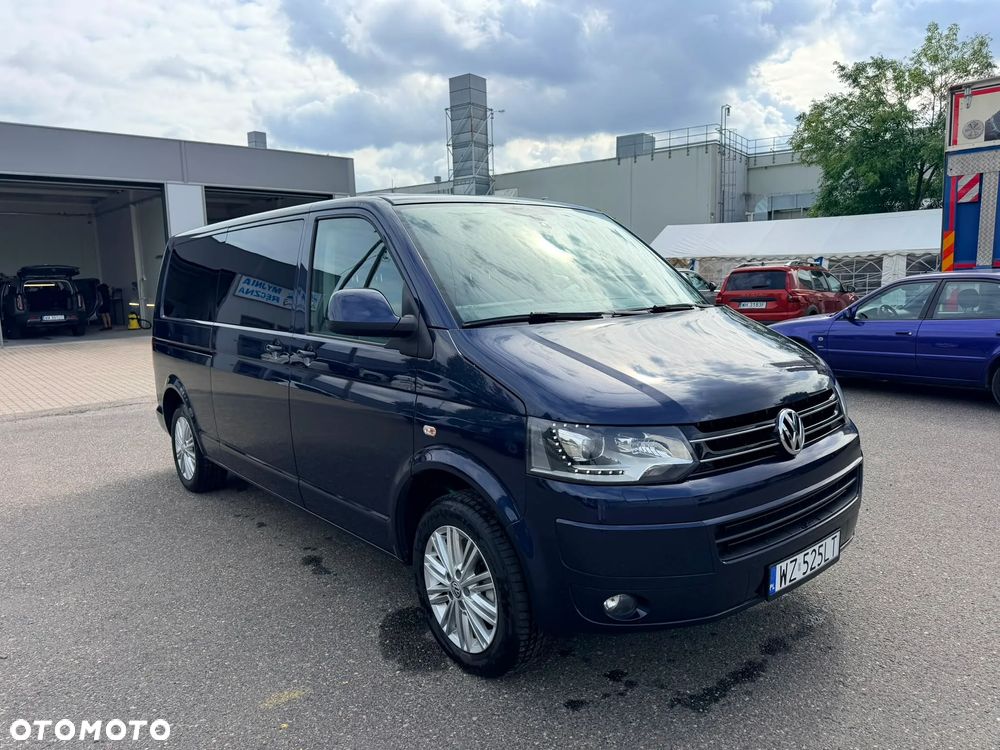 Volkswagen Multivan - 1