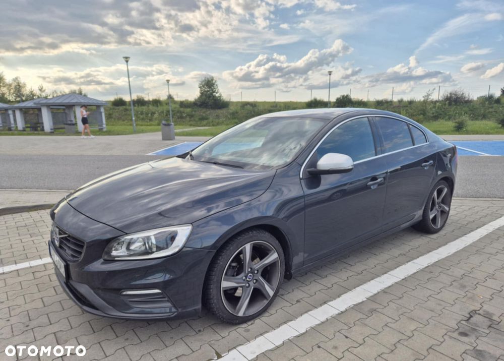 Volvo S60 - 1