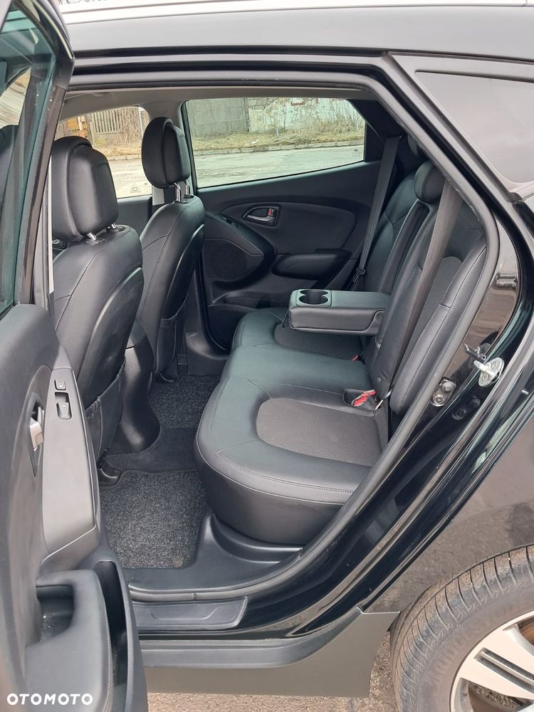 Hyundai ix35 - 12
