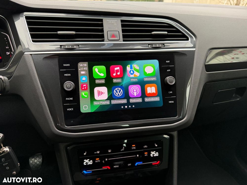 Volkswagen Tiguan - 22