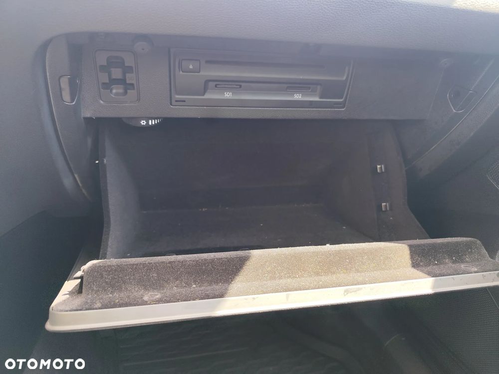 Volkswagen Passat 1.4 TSI BMT Comfortline - 24