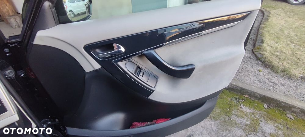 Citroën C4 Picasso 2.0 HDi FAP Exclusive - 30