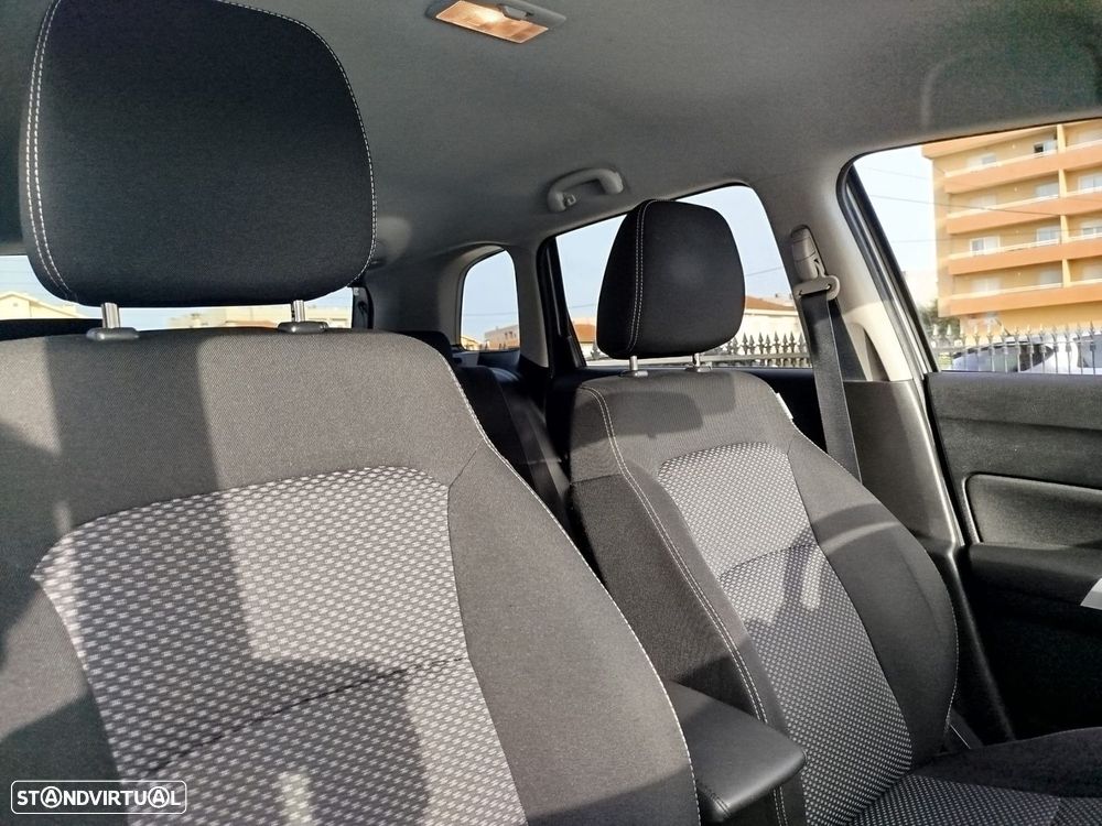 Suzuki Vitara 1.6 DDiS Special Edition 4WD - 30