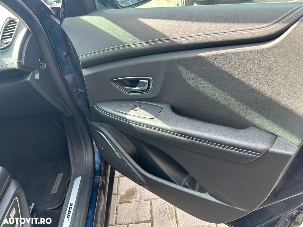 Renault Scenic - 10