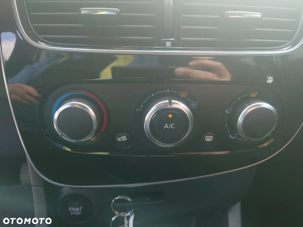Renault Clio 0.9 Energy TCe Limited EU6 - 18