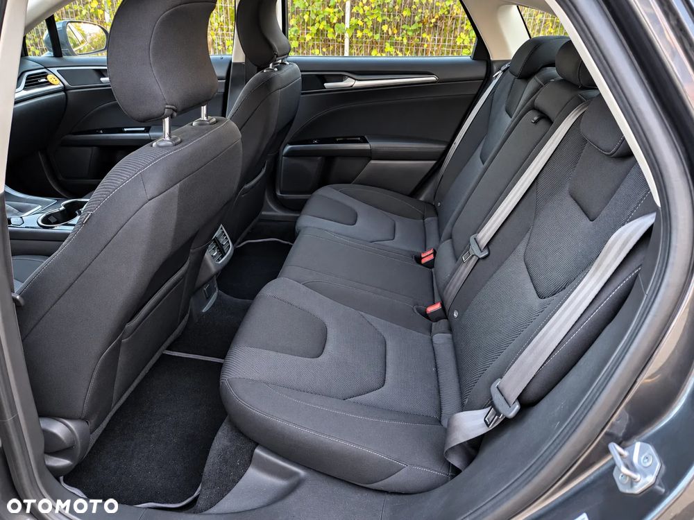 Ford Mondeo - 8