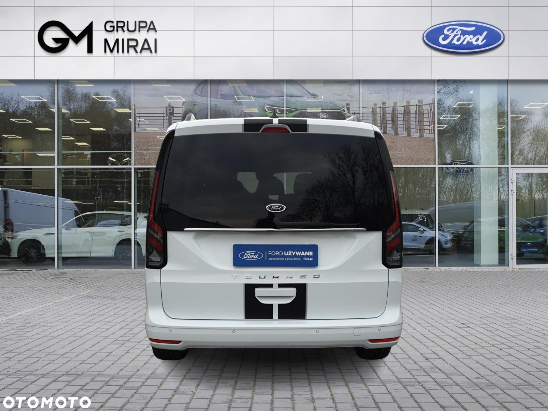 Ford Tourneo Connect Grand 2.0 EcoBlue Sport - 4