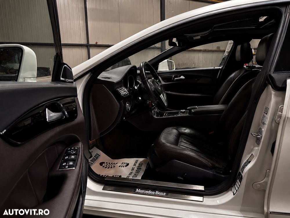 Mercedes-Benz CLS - 9
