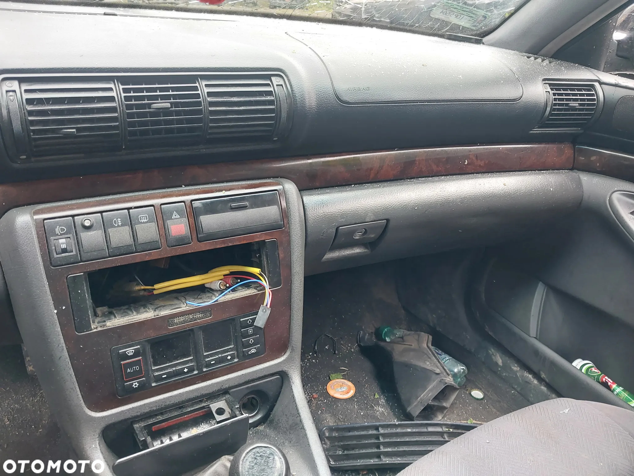 Audi A4 B5 Kombi Avant silnik kompletny 1.9 AHU 90KM skrzynia biegów DVS drzwi lewe przód tył błotnik lewy klapa bagażnika zderzak maska LZ5L hak holowniczy szyba kierownica skórzana tunel środkowy panel maglownica turbina mcperson belka tył tylna dekory drewniane stacyjka schowek zacisk hamulcowy sprzęgło dwumasa CAŁY NA CZĘŚCI WSZYSTKIE CZĘŚCI - 14