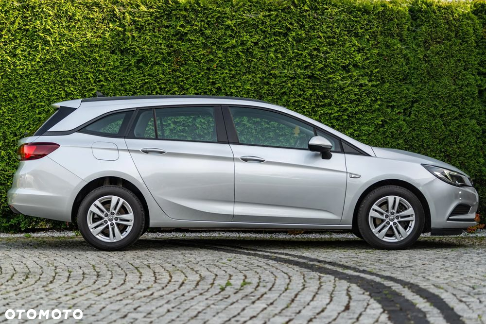 Opel Astra - 18