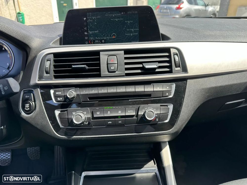BMW 116 d EfficientDynamics - 12