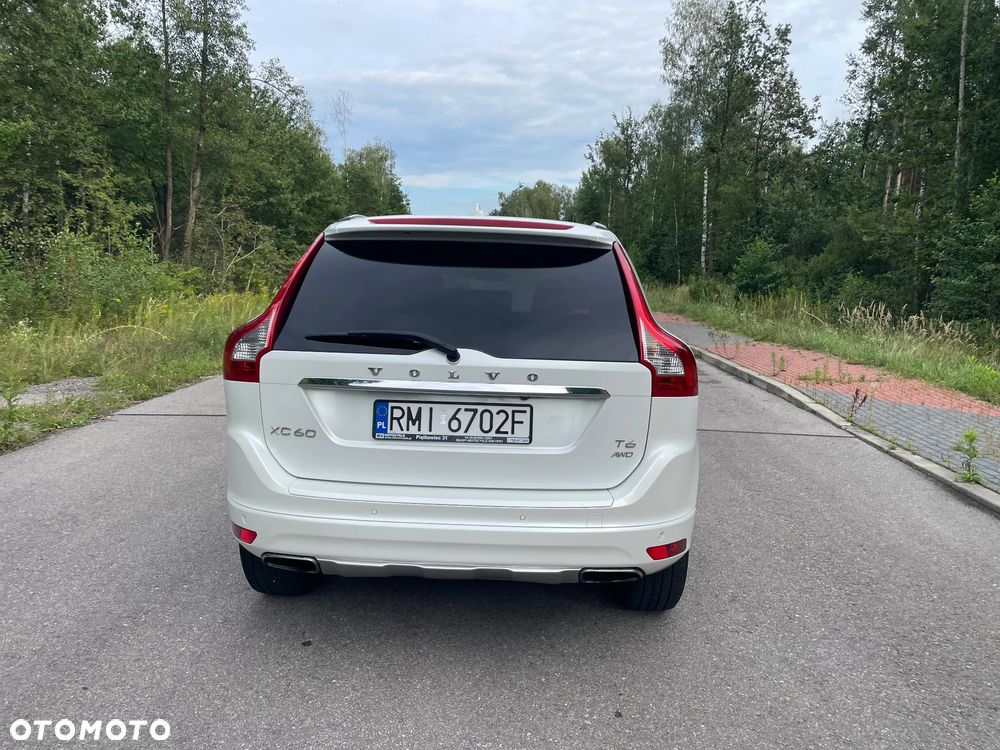 Volvo XC 70 T6 AWD Momentum - 3
