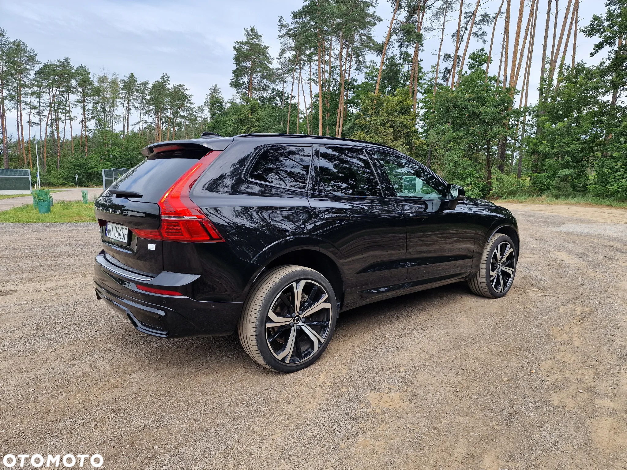 Volvo XC 60 T8 Plug-In Hybrid AWD R-Design - 9