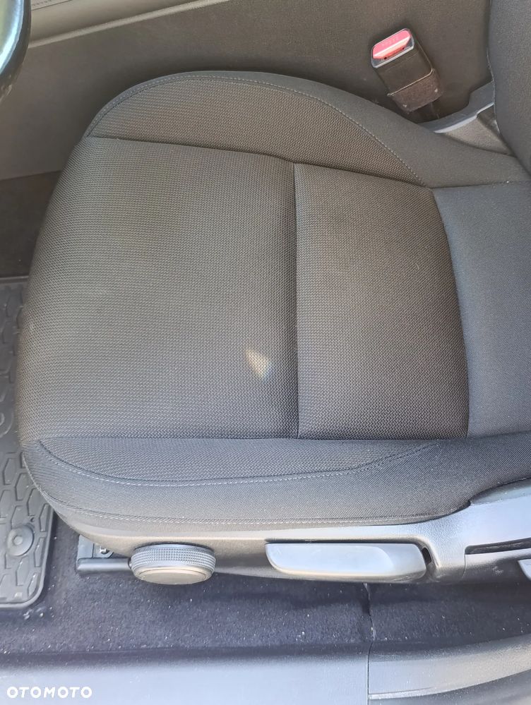 Mazda 3 - 15