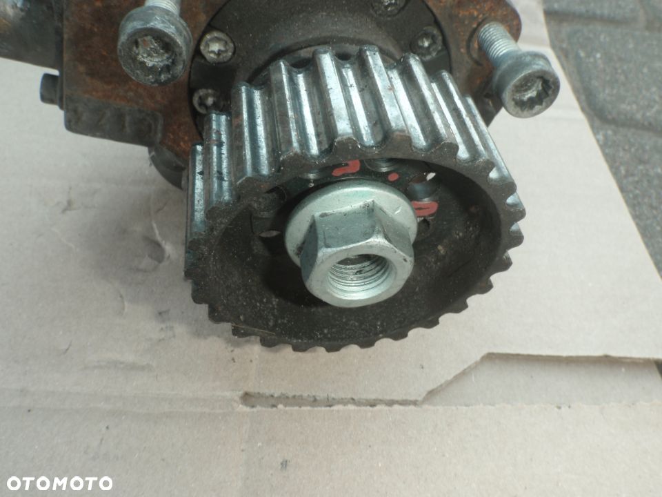 pompa wtryskowa czujnik zawór vw touareg q7 cayenne audi 3.0 posiadam  czesci do tego modelu - 2